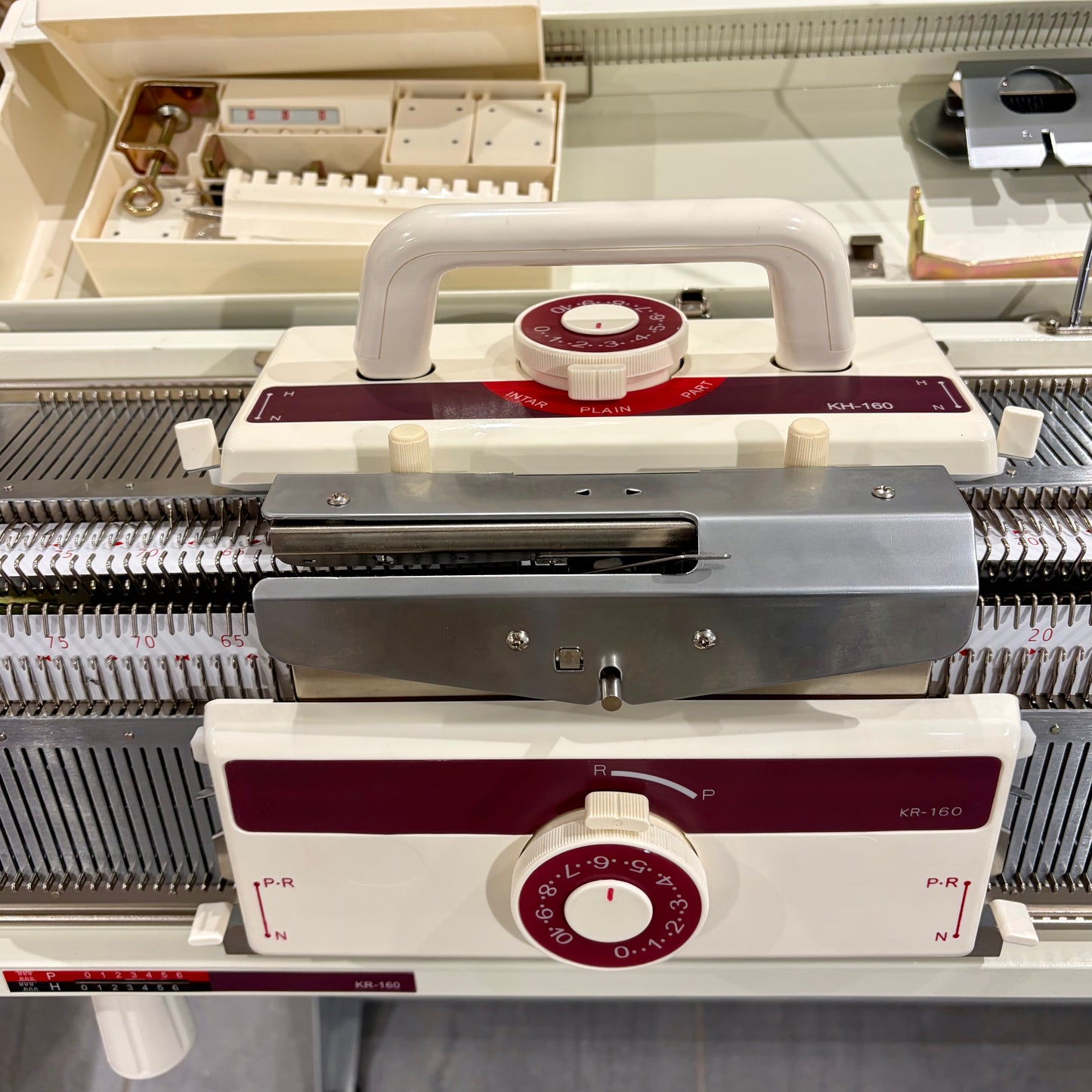 macchina fin.4 KH160 + KR160 - nuova