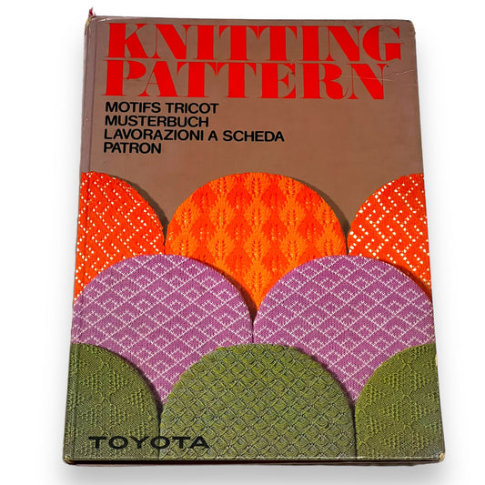 Knitting Pattern - Toyota - lavorazioni a scheda